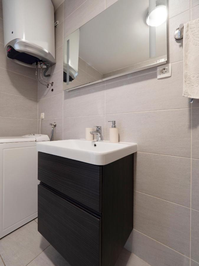 Family Three Bedroom Apartment Brando Будва Экстерьер фото